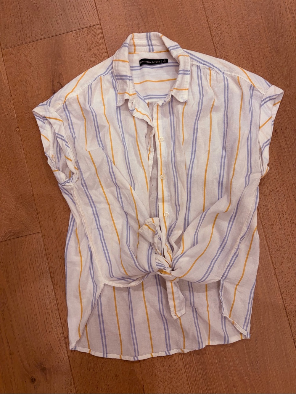 Abercrombie & Fitch White Striped Button Front soft Tie Top